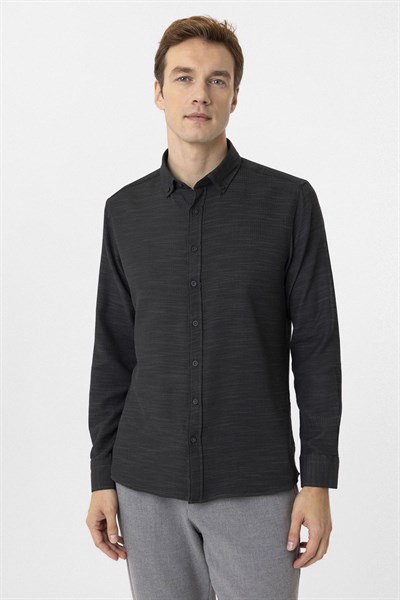 Siyah Slim Fit Desenli Düğmeli Yaka Gömlek