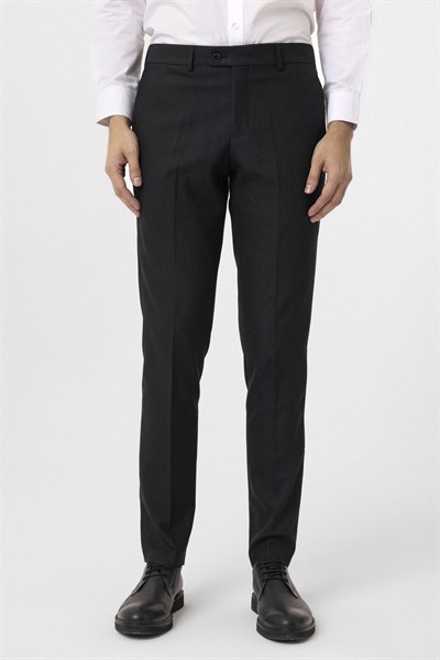 Siyah Slim Fit Desenli Kumaş Pantolon