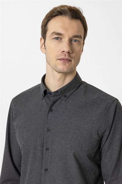 Siyah Slim Fit Düz Düğmeli Yaka Gömlek