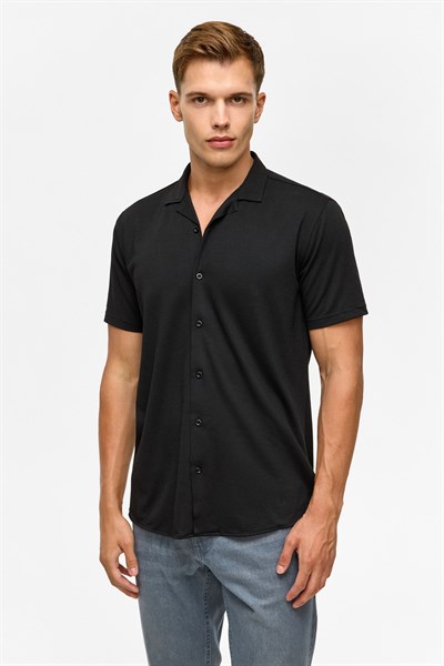 Siyah Slim Fitilli Apaş Yaka Gömlek
