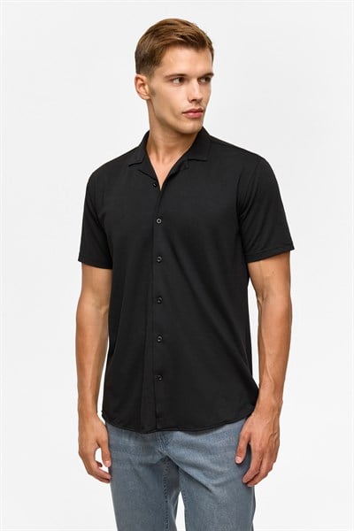 Siyah Slim Fitilli Apaş Yaka Gömlek