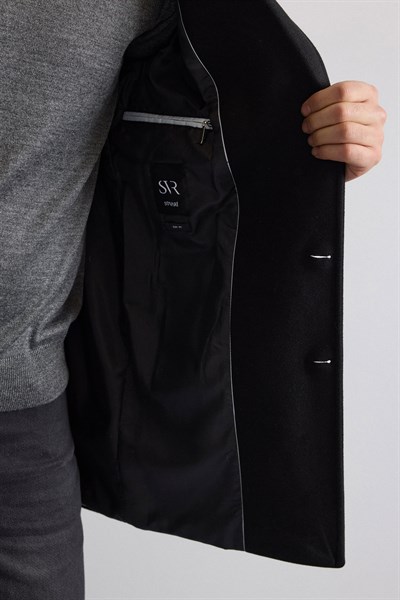 Siyah Slim Sivri Yaka Düz Yan Cepli Kaban