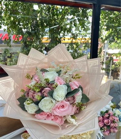 çiçek sepeti krem pembe