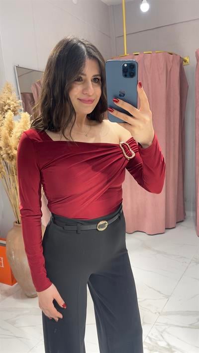 DÜŞÜK OMUZ TOKALI BLUZ-BORDO