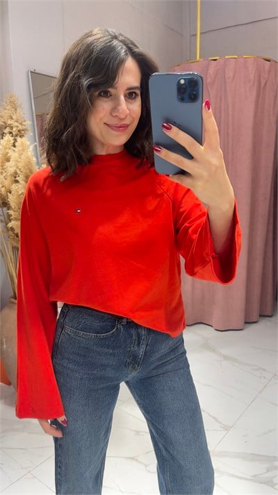 TMMY UZUN KOLLU SWEATSHİRT-KIRMIZI