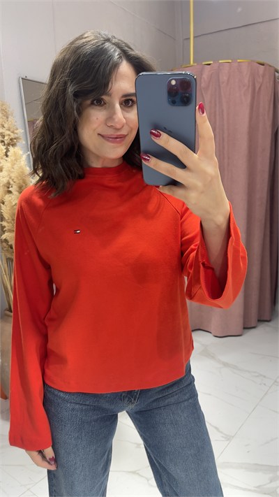 TMMY UZUN KOLLU SWEATSHİRT-KIRMIZI