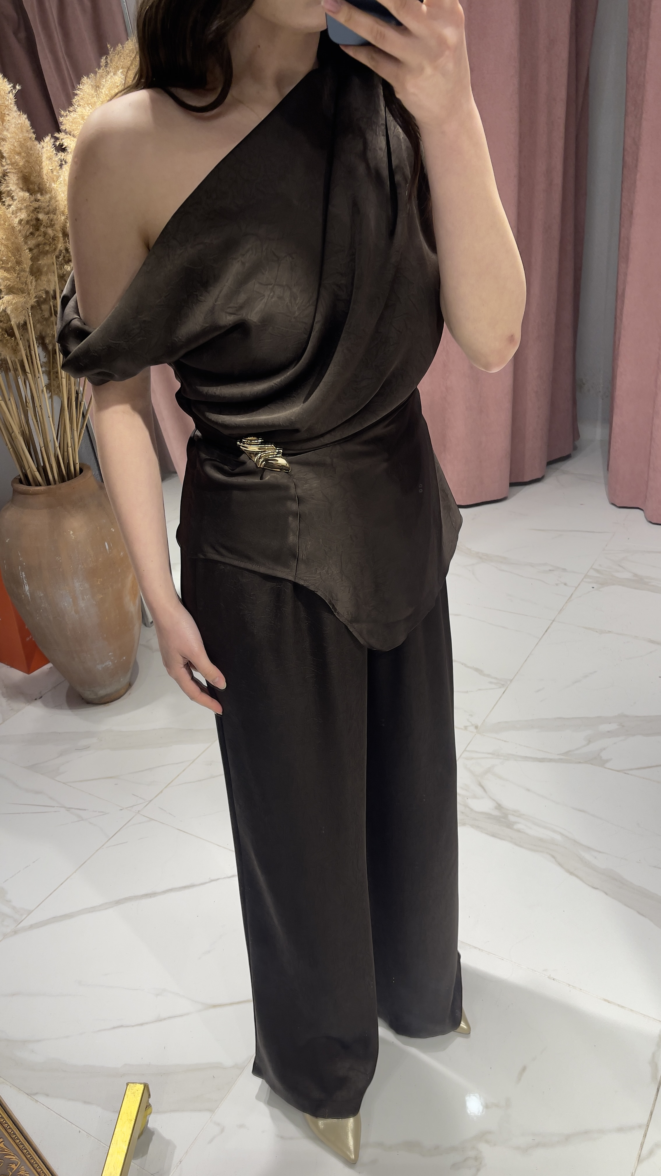 KAYIK YAKA GOLD TOKALI SATEN TAKIM-KAHVE · 5