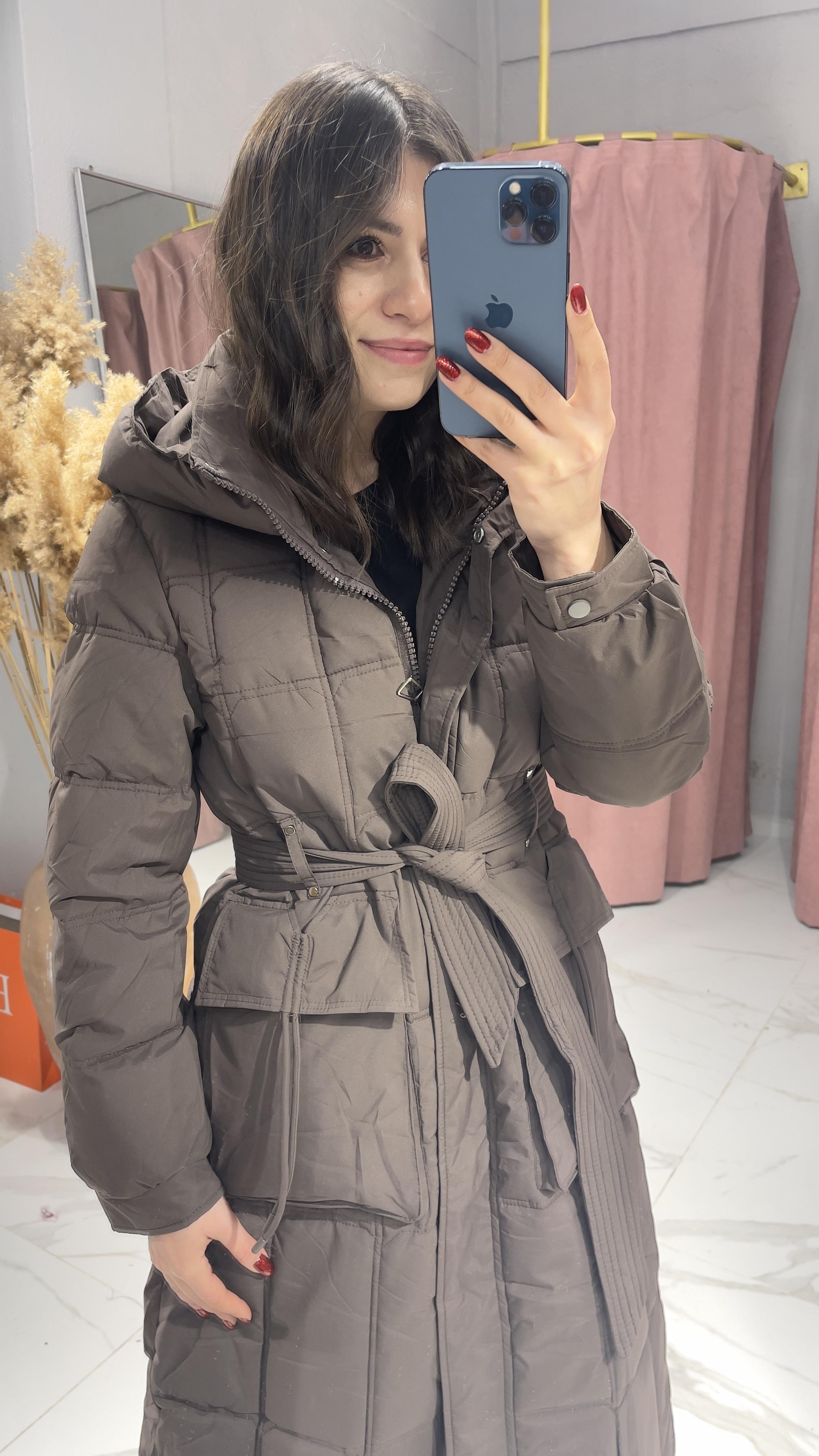 ŞİŞME BELİ KEMERLİ UZUN KABAN-KAHVE · 3