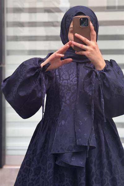 Amine Jakarlı Şal - Lacivert