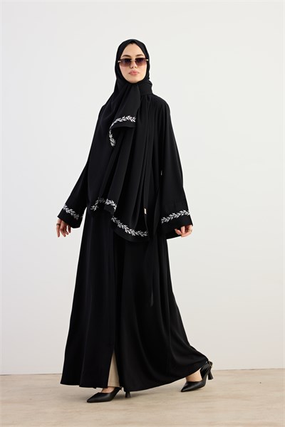 Beyaz Sarmaşık Nakışlı Abaya - Siyah