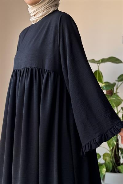 Kolu Fırfırlı Elbise - Siyah