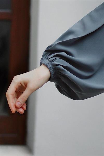 Letisya Ferace - Gri