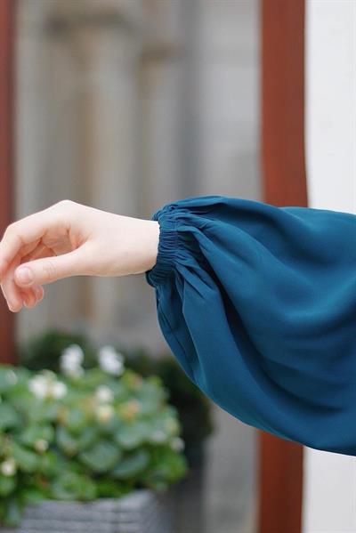 Letisya Ferace - Petrol mavi