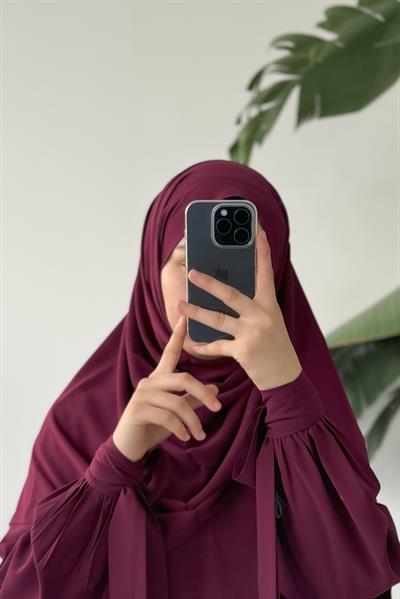 M. İpeği Şal - Vişne