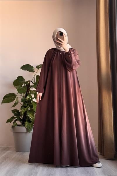 Mahinur Ferace - Nude