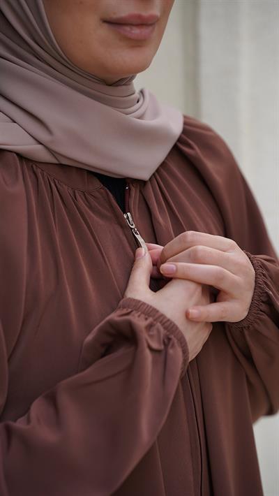 Mahinur Ferace - Nude