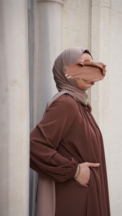 Mahinur Ferace - Nude