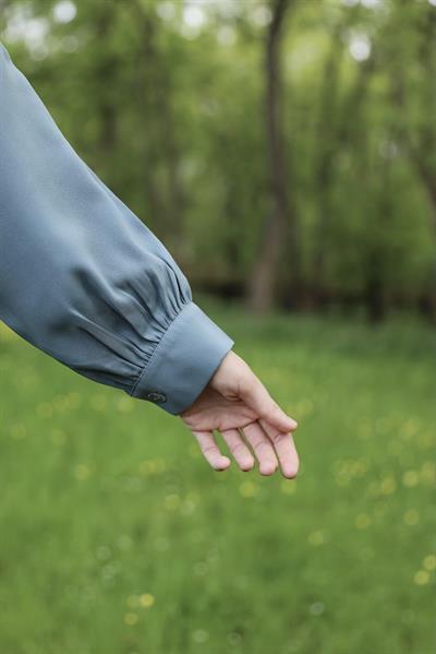 Mehlika Ferace - Soğuk gri