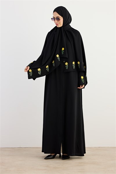 Sarı Papatya Nakışlı Abaya - Siyah