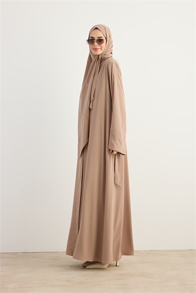 Serpme Çiçek Nakışlı Abaya - Bej
