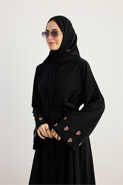 Serpme Çiçek Nakışlı Abaya - Siyah