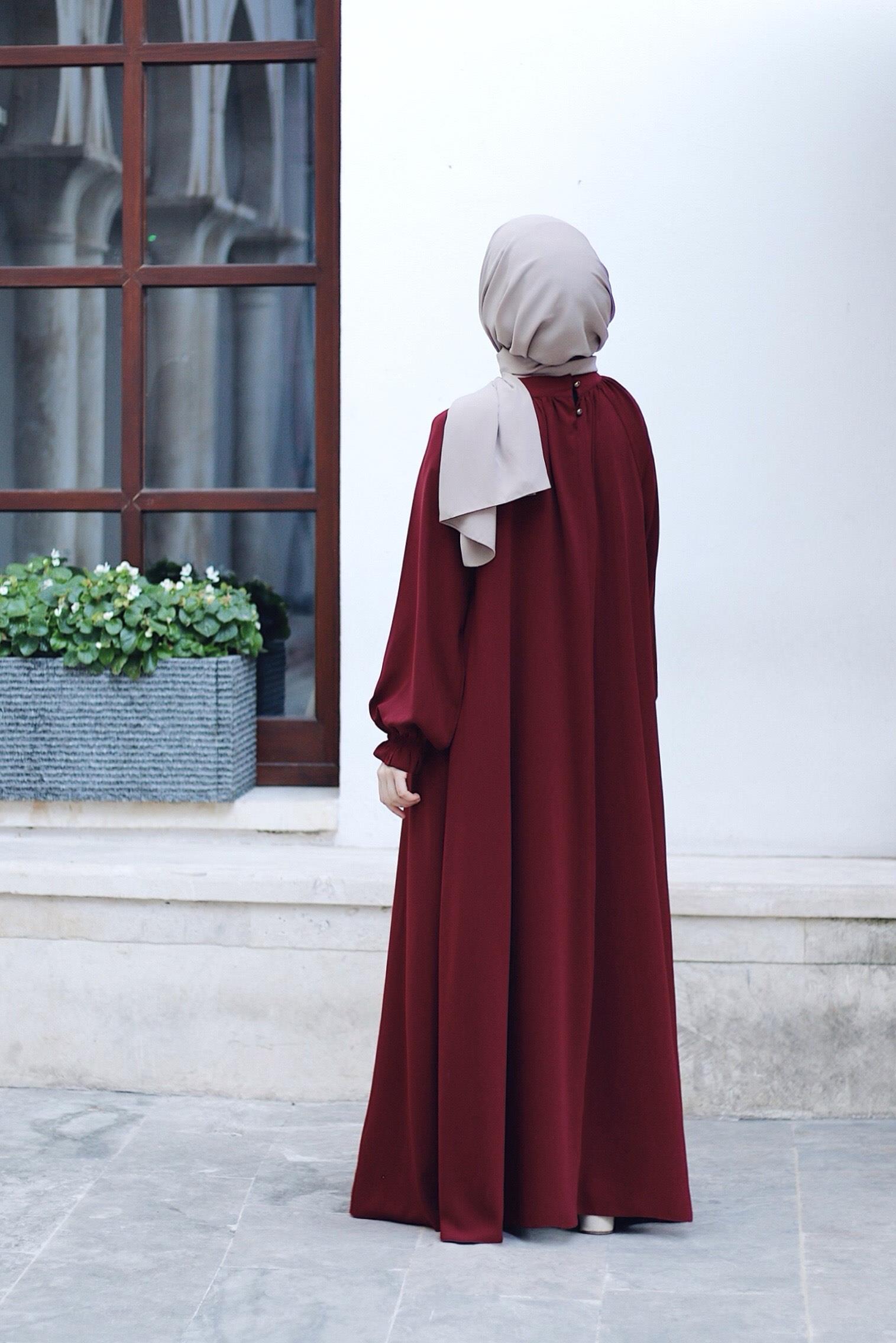Mahinur Elbise - Vişne · 2