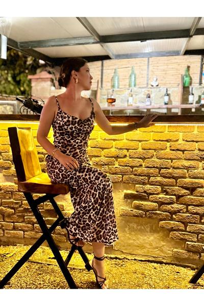  Leopar Desenli Askılı Seksi Saten Elbise