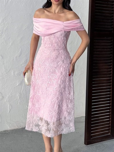LILIA Midi Abiye Elbise - Pembe LILIA Pembe Madonna Yaka Çiçekli Midi Abiye Elbise