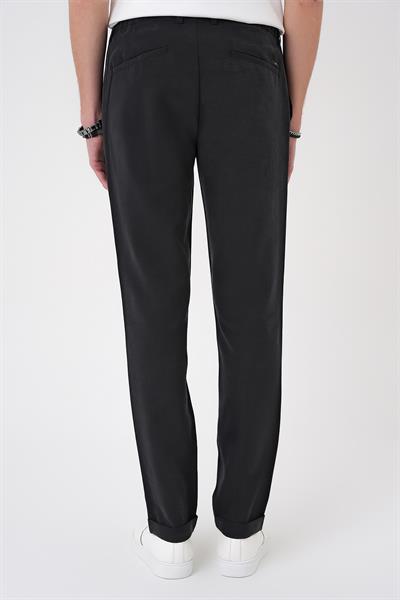 Comfort Beli Lastikli Rayon Karışımlı Siyah Jogger Pantolon  P 1194