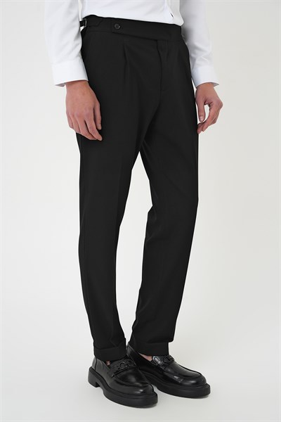 Comfort Fit Beli Tokalı Pileli Siyah Jogger Pantolon P 1170