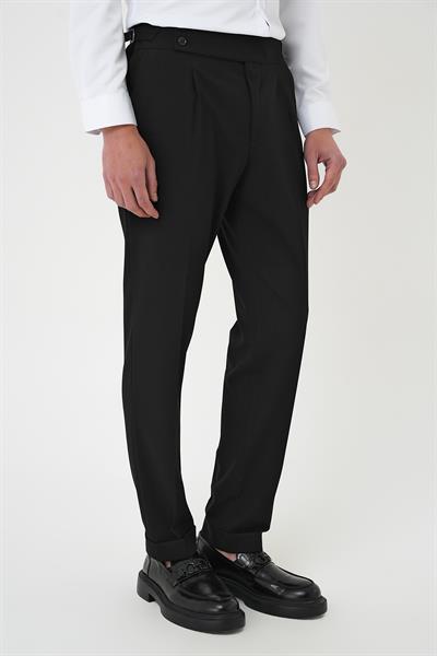 Comfort Fit Beli Tokalı Pileli Siyah Jogger Pantolon P 1170