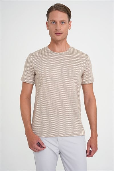 Comfort Fit Bisiklet Yaka Esnek Pamuklu Baklava Desen Bej Tişört TS 908