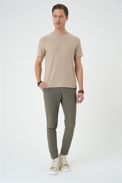 Comfort Fit Bisiklet Yaka Kabartma Desenli Pamuklu Bej Tişört TS 899