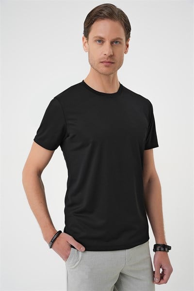 Comfort Fit Bisiklet Yaka Viskon Karışımlı Siyah Tişört TS 900