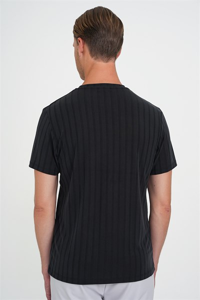 Comfort Fit Esnek Pamuklu Bisiklet Yaka Fitilli Siyah Tişört TS 909