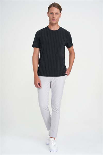 Comfort Fit Esnek Pamuklu Bisiklet Yaka Fitilli Siyah Tişört TS 909