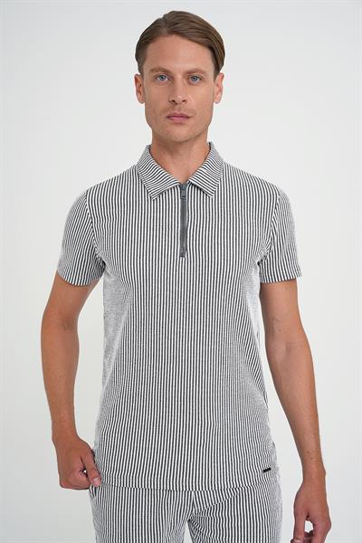 Comfort Fit Fermuarlı Polo Yaka Dikine Çizgili Kısa Kol Siyah Tişört Ts 906