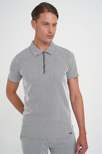 Comfort Fit Fermuarlı Polo Yaka Dikine Çizgili Kısa Kol Siyah Tişört Ts 906