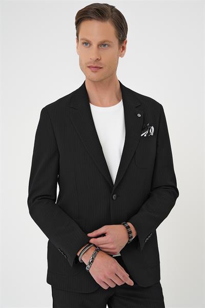 Comfort Fit Mono Yaka Çift Yırtmaç Torba Cep Gofre Kumaş Casual Siyah Ceket C 703
