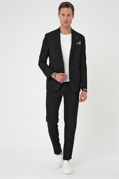 Comfort Fit Mono Yaka Çift Yırtmaç Torba Cep Gofre Kumaş Casual Siyah Ceket C 703