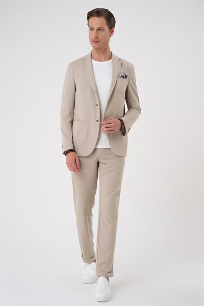 Comfort Fit Mono Yaka Çift Yırtmaç Torba Cep Kendinden Desenli Casual Bej Ceket C 706