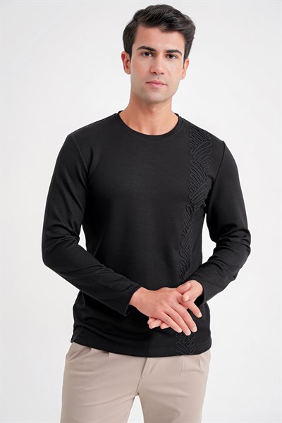 Comfort Fit Önü Nakışlı Pamuklu Bisiklet Yaka Uzun Kollu Siyah Tişört TS 920
