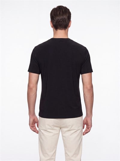 Comfort Fit Pamuklu Bisiklet Yaka Siyah Tişört TS 929