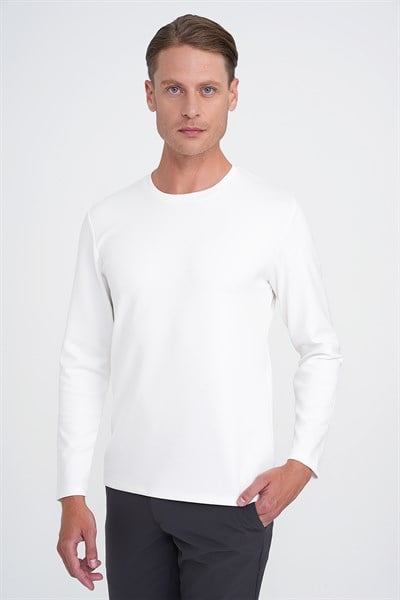 Comfort Fit Pamuklu Bisiklet Yaka Uzun Kollu Ekru Tişört TS 892