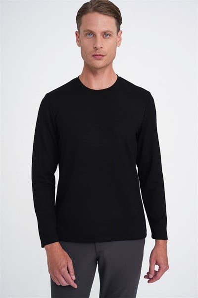 Comfort Fit Pamuklu Bisiklet Yaka Uzun Kollu Siyah Tişört TS 892