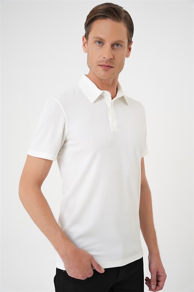 Comfort Fit Polo Yaka Viskon Karışımlı Armürlü Beyaz Tişört TS 901
