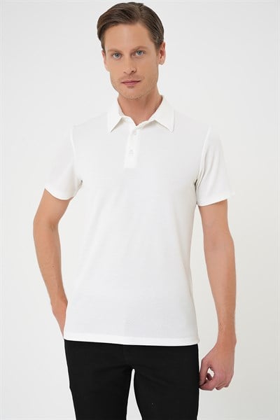 Comfort Fit Polo Yaka Viskon Karışımlı Armürlü Beyaz Tişört TS 901