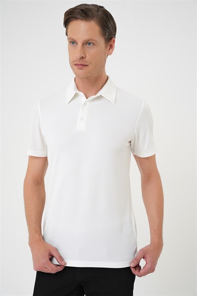 Comfort Fit Polo Yaka Viskon Karışımlı Armürlü Beyaz Tişört TS 901
