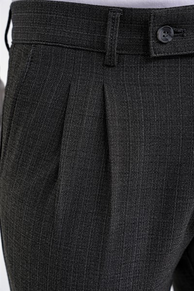 Comfort Fit Rahat Kalıp Çift Pileli Yan Cepli Esnek Yünlü Çizgili Füme Pantolon P 1204