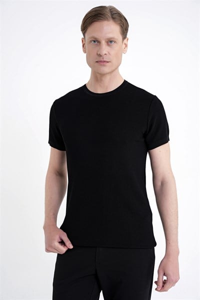 Comfort Fit Rayon Karışımlı Bisiklet Yaka Siyah Triko Tişört TS 925 